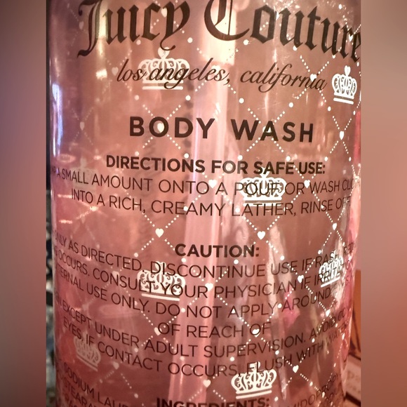 Juicy Couture Vanilla Dream NEW Vanilla & Marshmallow Scented Body Wash 33.8 Oz - Picture 2 of 5